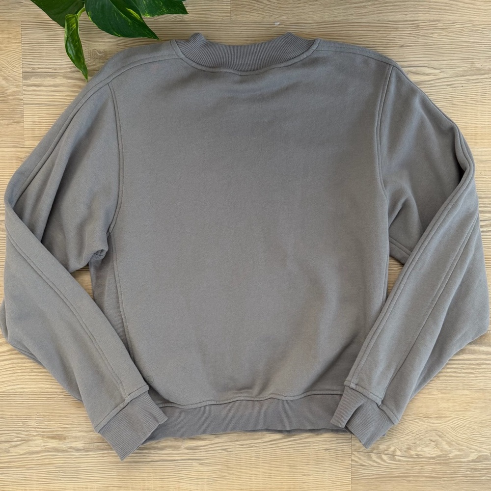 Lululemon Crew Chill On Pullover Taupe Sweater - Picture 5 of 9